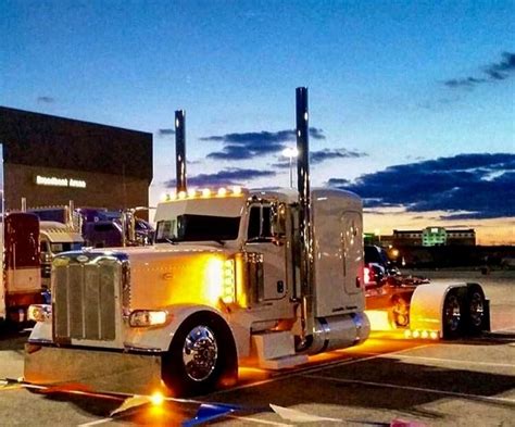 De 25+ bedste idéer inden for Peterbilt 389 på Pinterest | Semi trucks ...