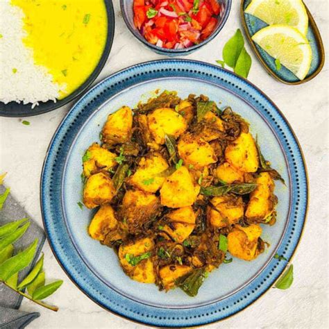 10+ BEST Indian Potato Recipes - Easy Indian Cookbook