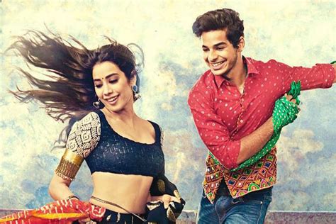 Dhadak Posters: Jahnvi Kapoor and Ishaan Khatter Delight Fans - Photogallery