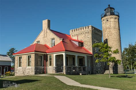 Inside the Old Mackinac Point Lighthouse – Life In Michigan