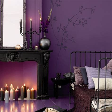 20+ Purple Gothic Bedroom Ideas