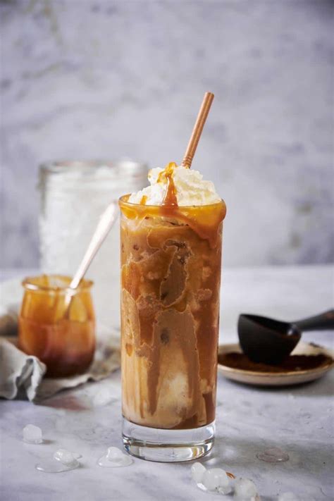 Skinny Caramel Macchiato Made In 1 Minute (Only 10 Calories)