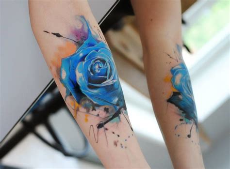 Flor Rosa Azul en Acuarelas by Aleksandra Katsan - Tatuajes para Mujeres