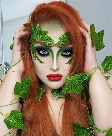 #maquillage Poison Ivy guirlande de lierre #déguisement #Halloween facile make-up tendance ...