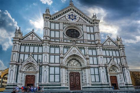 Basilica di Santa Croce, Florence Virtual 360 Tour