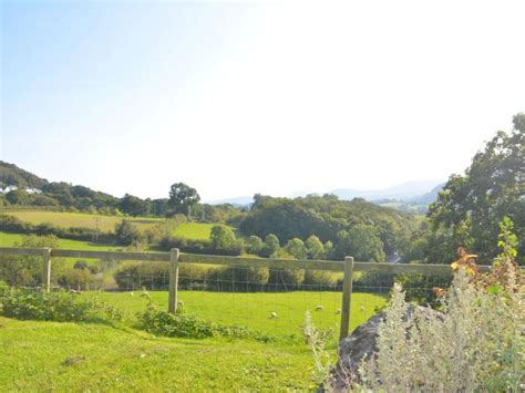 Luxury North Wales holiday cottages | Sugar & Loaf