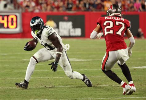 Philadelphia Eagles WR A.J. Brown Seen Looking Defeated at Boxing Match ...