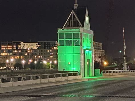 Ashley River Memorial Bridge lights up for Donate Life Month | WCBD News 2