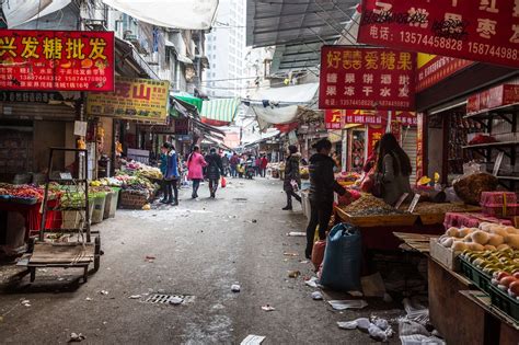 Not Your Typical Market Tour in Zhangjiajie, China | Earth Trekkers