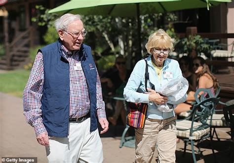 Billionaire Warren Buffett's wife Astrid 'moans about price of $4 ...