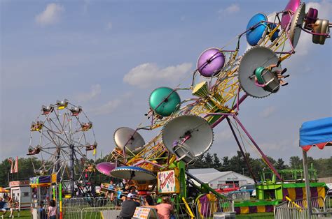 Rides @ the Wayne County Fair | You can see (closest to furt… | Flickr