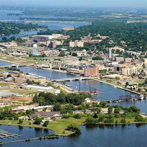 As 25 melhores ideias de Oshkosh wisconsin no Pinterest | Esturjão-de-lago, Wisconsin e Milwaukee