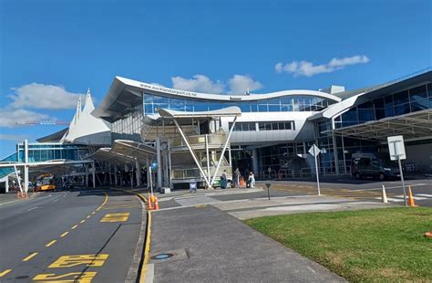 Auckland Airport - NewZealandAirport.com