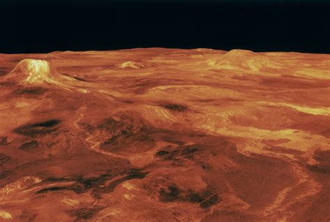 New science tempers hope for life in Venus' clouds — but nothing is ...