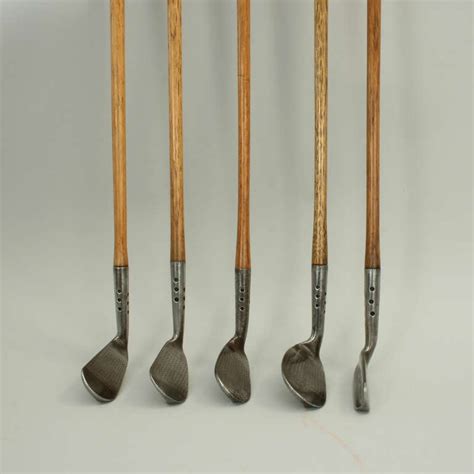 Set of Hickory Shafted Golf Clubs at 1stdibs