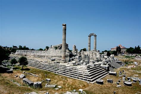 Didyma Apollo Temple Stock Photo - Download Image Now - iStock