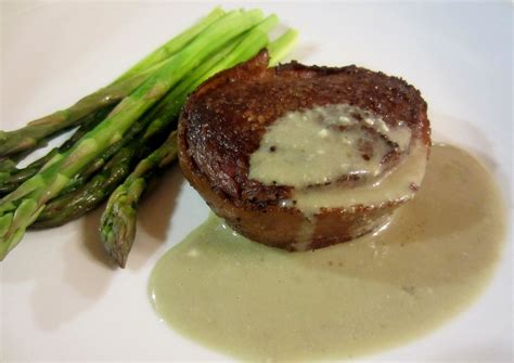 Stilton sauce for steak | Recipe | Blue cheese sauce, Food recipes, Cooking recipes