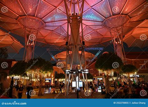 Clarke Quay, Singapore - July 16, 2022 Editorial Image - Image of ...