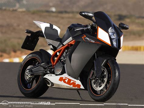 KTM RC8 very comfortable riding