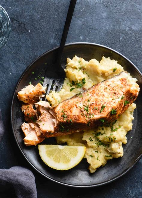 Instant Pot Salmon and Mashed Potatoes - Foxes Love Lemons