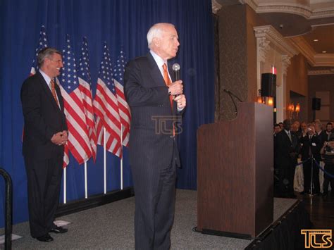 THROWBACK PHOTOS: Senator John McCain campaigning in Lakewood in 2008 | The Lakewood Scoop