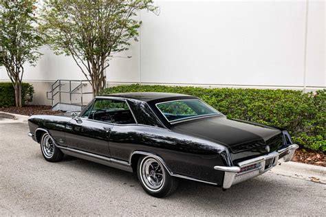 1965 Buick Riviera | Orlando Classic Cars