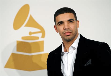 Drake: Biracial Background Makes Him "Not Even Notice" Color