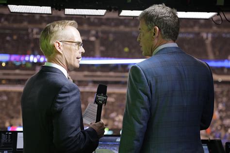 Joe Buck and Troy Aikman were a mess during Giants-Eagles game