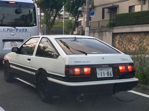 Panda AE86 Trueno : vintagejapaneseautos