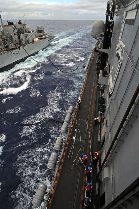 DVIDS - Images - USS Peleliu conducts replenishment at sea [Image 11 of 11]