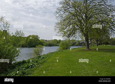 Kelso Bridge (Rennie's Bridge), River Tweed, Kelso, Scottish Borders ...