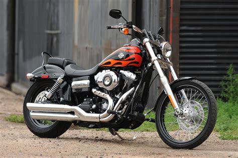 2010 Harley-Davidson Dyna Wide Glide Photo Gallery | Dyna wide glide, Harley davidson and Harley ...