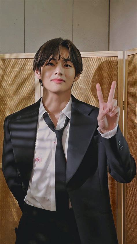 ᥫ᭡ on Twitter | Kim taehyung, V taehyung, Taehyung