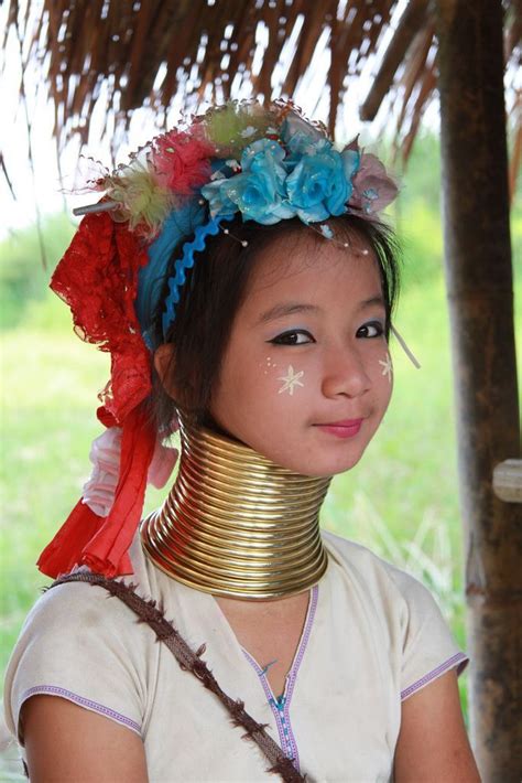 Women with neck rings are called "Paudaung", a Shan term for women ...