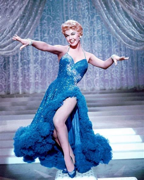 Old Hollywood Blondes on Instagram: “Doris Day in Love Me or Leave Me (1955)” | Hollywood ...