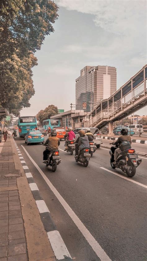 Jalanan Ibu Kota | Pemandangan, Pemandangan kota, Fotografi perjalanan