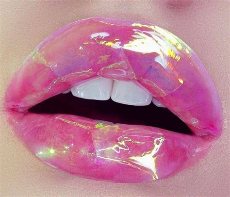 Incredible Lip Art - La Elegantia