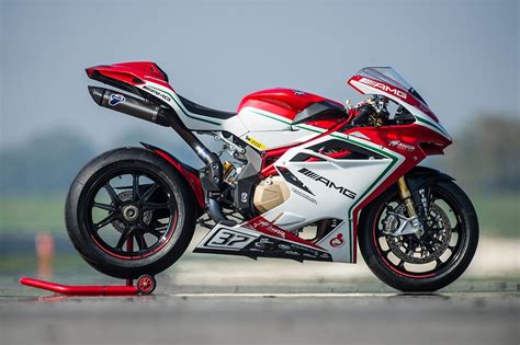 MV-AGUSTA F4 1000RC (2015-on) Review | Specs & Prices | MCN