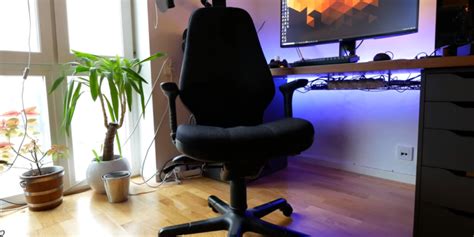 Gaming Chair vs Office Chair: From Gamers to CEOs - A Comprehensive Guide