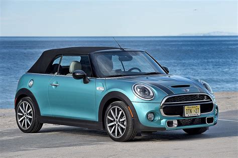 Mini One Convertible 1.5 specs, performance data - FastestLaps.com