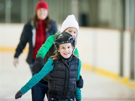 12 Ice Skating Games That Are Tons Of Fun