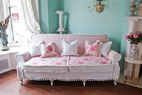 shabby chic couch sofa cottage white pink antique vintage