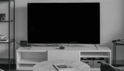 How to Repair a LCD TV Screen? 8 Easy Ways - MonitorPlex