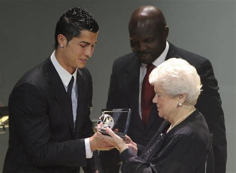 FIFA Puskás Award :: PUSKAS.COM