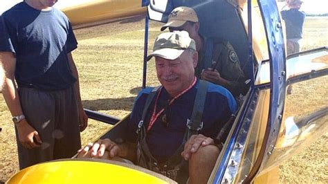 Pilot of Gimli Glider returns to air strip 30 years later - Manitoba ...