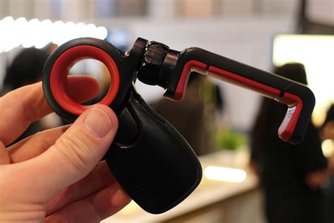 Our Favorite Phone Accessories From CES 2017 | Digital Trends