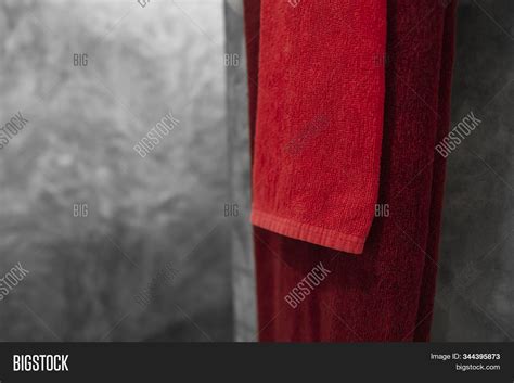 One Red Towel Bathroom Image & Photo (Free Trial) | Bigstock