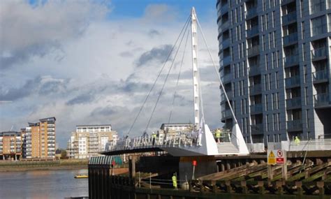 Deptford bridge swings into action – newsteelconstruction.com