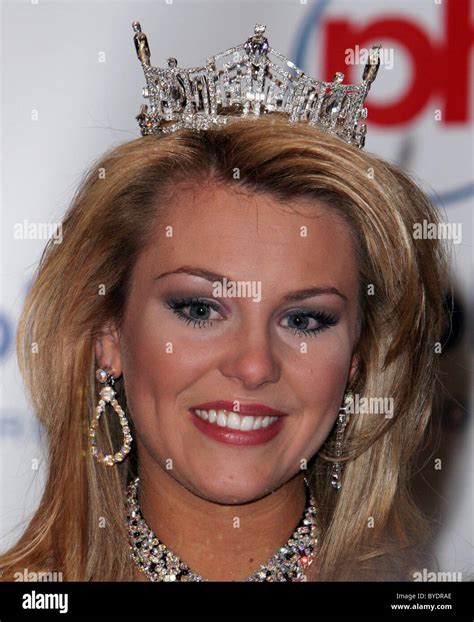 Miss oklahoma lauren nelson crowned hi-res stock photography and images - Alamy