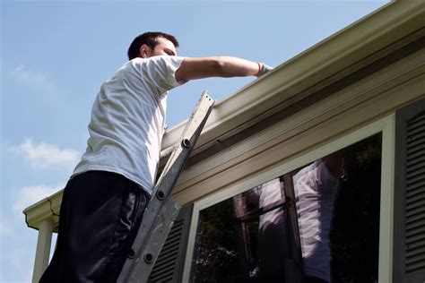 Fall Rain Gutter Cleaning: It’s That Time of Year Again